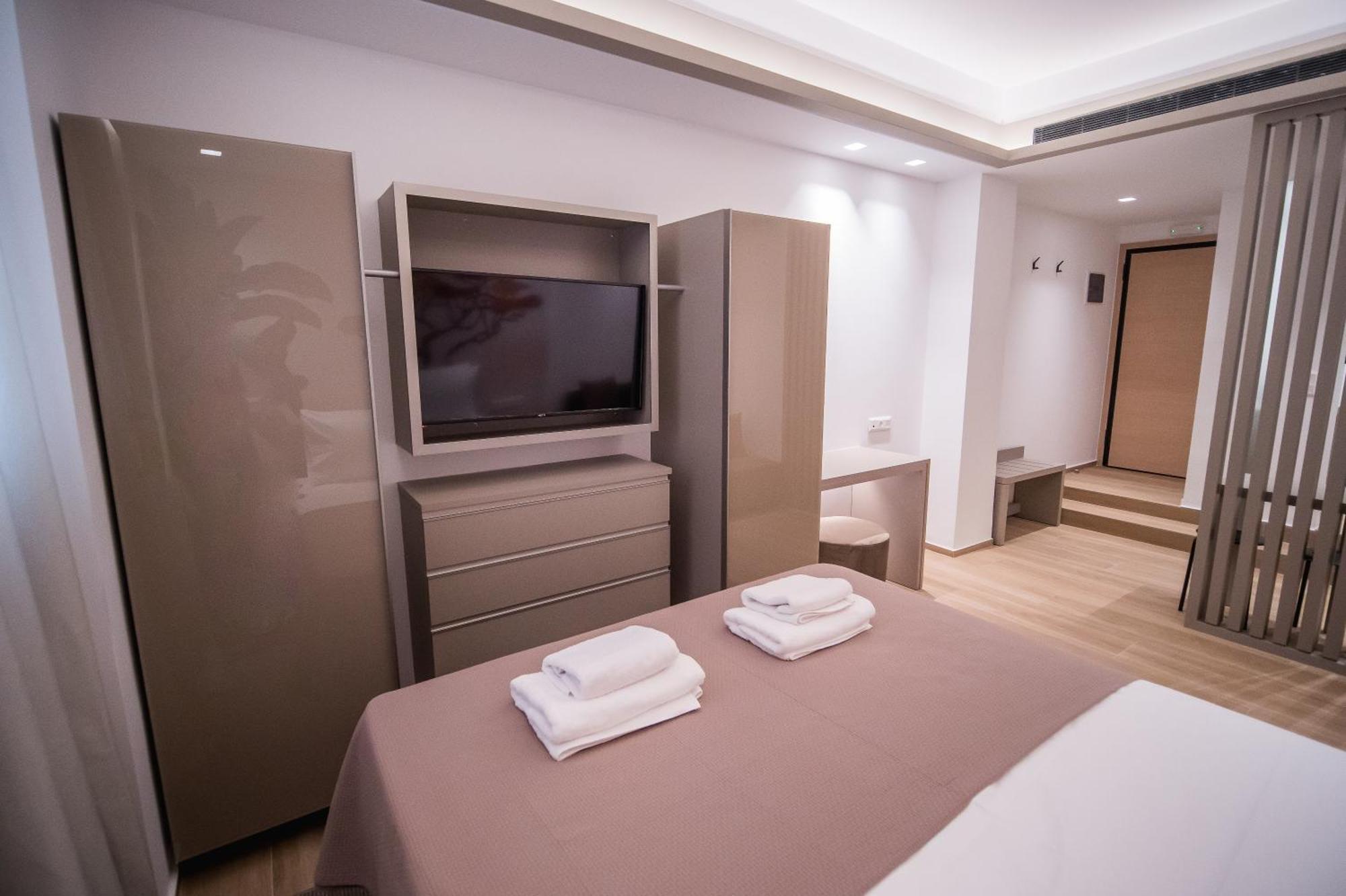 Millennial Apartments Trikoupi Atenas Exterior foto
